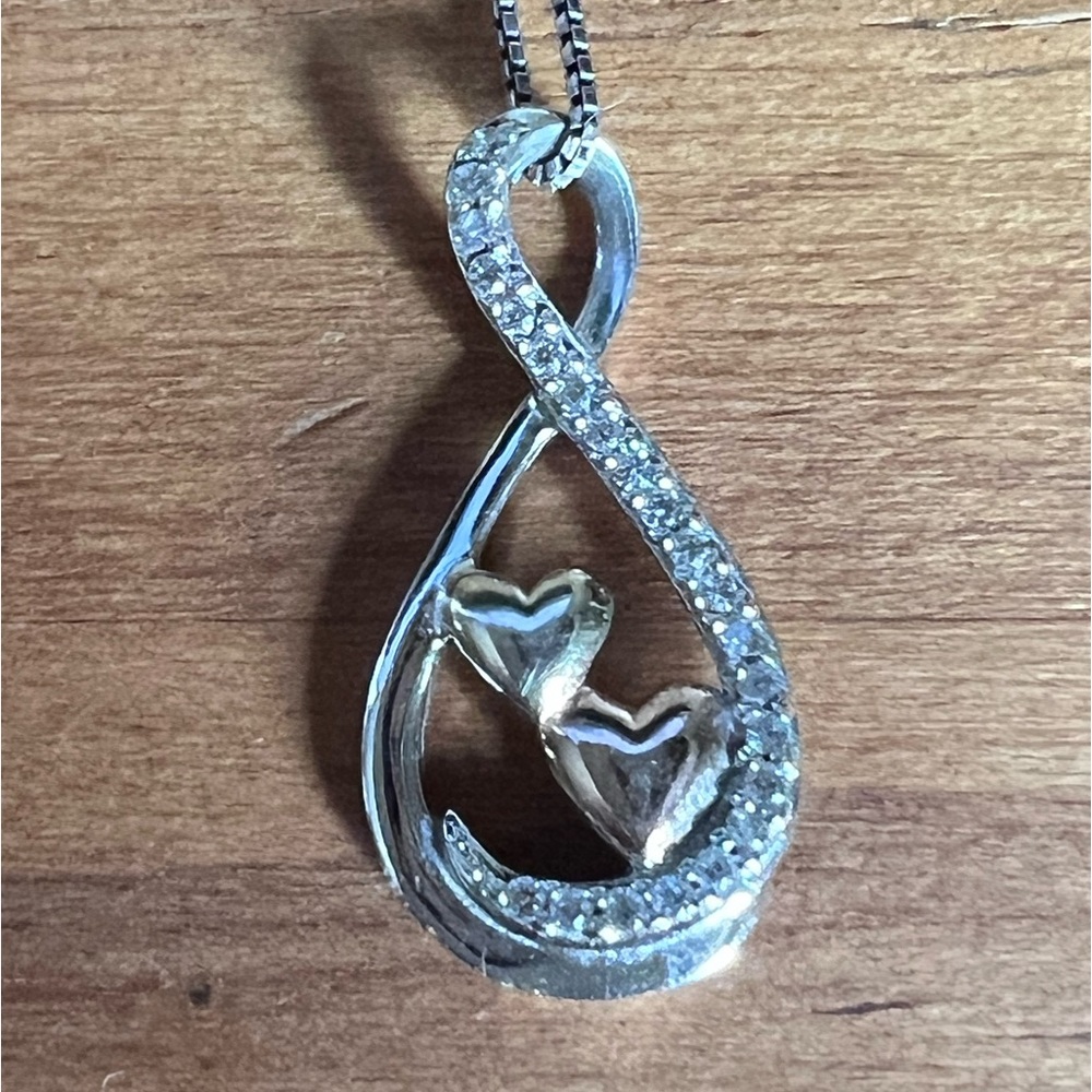 Gold necklace with hearts and diamonds on gold 20” gold chain